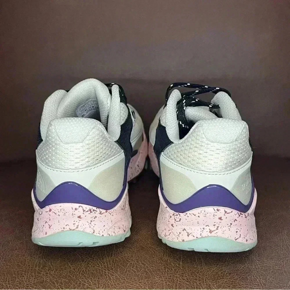 NWOT The North Face Vectiv Taraval Hiking Shoes - Picture 4 of 8